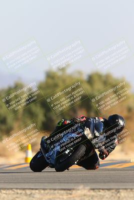 media/Jan-14-2024-SoCal Trackdays (Sun) [[2e55ec21a6]]/Turn 7 (140pm)/